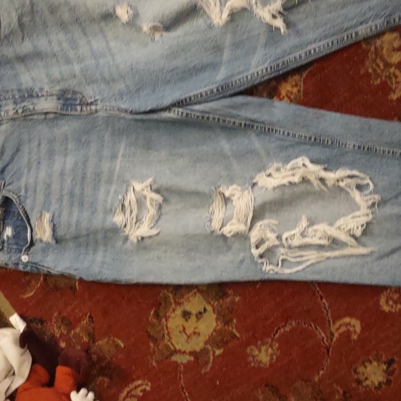 Cute Aeropostale Mom Jeans - Picture 4 of 10